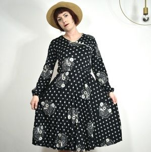 Vintage 70s black paisley long sleeve dress M